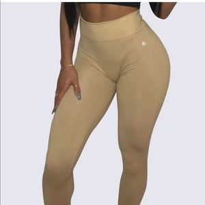 WBK Summer Leggings | TAN